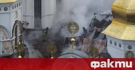 Киевско Печорската лавра прочутият пещерен манастир в украинската столица Киев