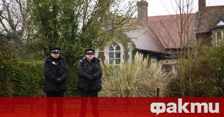 Британските власти ще продължат претърсването на бившия дом на Андрю