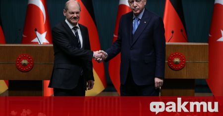 Германският федерален канцлер Олаф Шолц и турският президент Реджеп Тайип