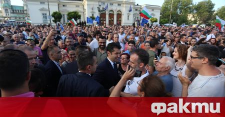Една от опциите на „Демократична България” е да се яви