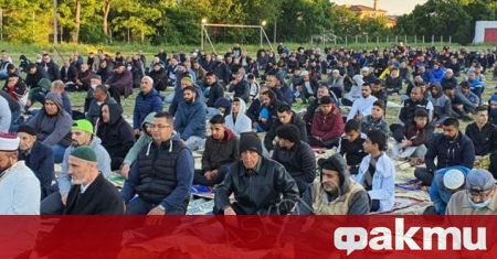 Мюсюлманите празнуват Рамазан Байрам В Хасково заради пандемията за втора