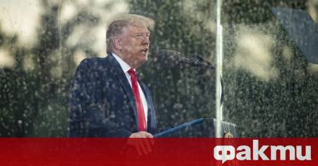 Президентът на САЩ Доналд Тръмп призова иранците да продължат протестите