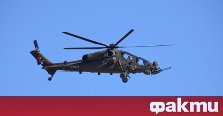 Турски военен хеликоптер катастрофира в Северен Ирак съобщи днес турското
