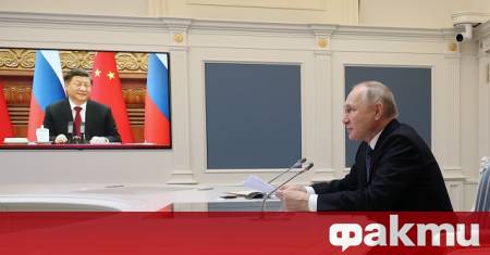 Китайският президент Си Дзинпин проведе телефонен разговор с руския си