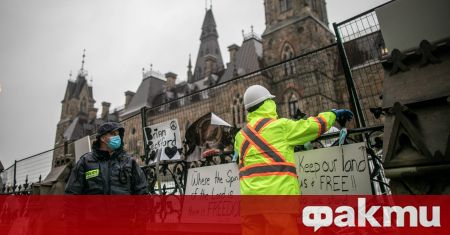 Канадската полиция арестува двама лидери на стотиците протестиращи в Отава