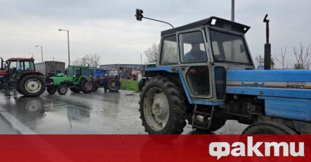 Протестиращите фермери в Гърция започнаха да облекчават и на много