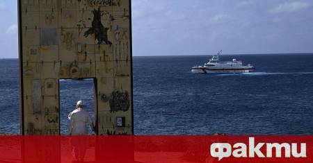 Папа Лъв ХІV освети паметна плоча в чест на своя