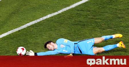 Вратарят Фреди Уудман официално ще облече екипа на Ливърпул след