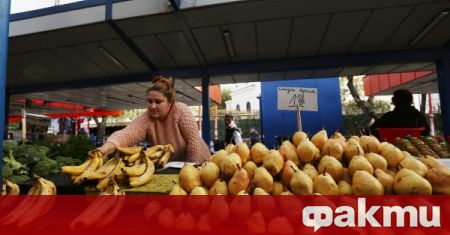 Българските и румънските граждани консумират най-малко плодове и зеленчуци на
