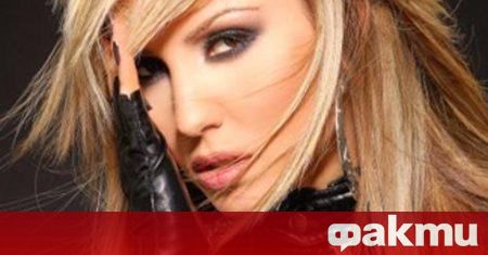 Някогашната звезда на поп фолка - Елена Паришева се завърна