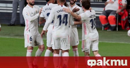Шампионът Реал Мадрид разби с 3:0 като гост Кадис в