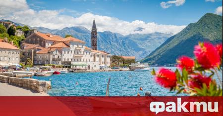Черногорският премиер Душко Маркович описа Черна гора като туристическа дестинация,