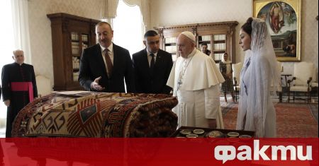 Азербайджан се надява заинтересованият папа Франциск да посредничи в спора