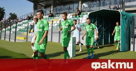 Седем бивши футболисти на Хебър Пазарджик са започнали дела срещу