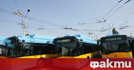 Мъж е намушкал друг при саморазправа в тролейбус в София