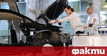 Заводът на Volkswagen в гр Дрезден започна да допуска до