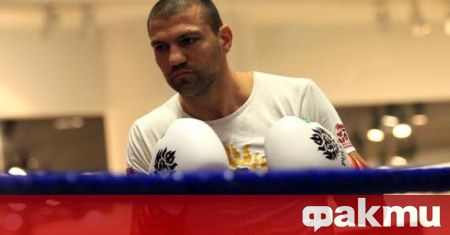 Българския боксьор Тервел Пулев сподели че е получил контузия преди