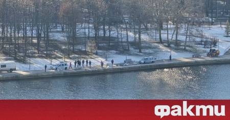 Работници откриха останките на дете в езерото Голяновски Градският отдел
