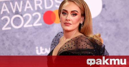 Адел работи по документален филм който ще даде на почитателите