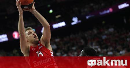 Българският баскетболен ас Александър Везенков за пореден път доказа класата