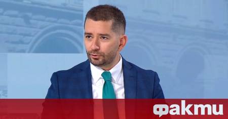 Отговорността на президента Румен Радев не просто чука на вратата