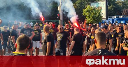 Фенове на АПОЕЛ Никозия отмъстиха на Ботев Пловдив за фойерверките