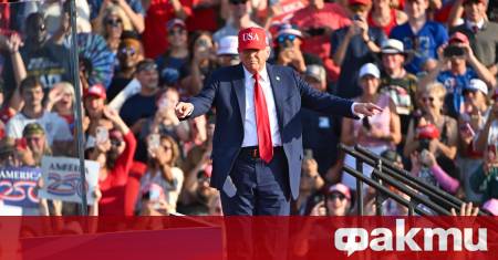 След интензивно убеждаване множество телефонни разговори лични срещи денем и