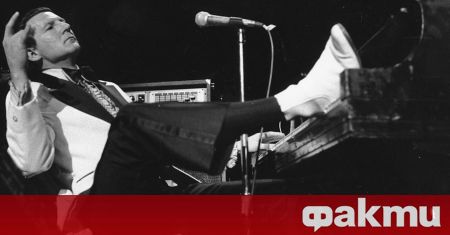 Замлъкна песента на рокендрол пионера Джери Лий Люис съобщи Ройтерс