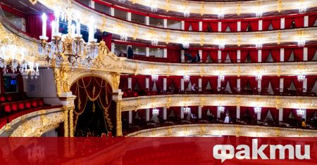 Руският Болшой театър отмени представления на двама режисьори обявили се