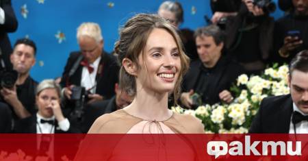 Мая Хоук разкри любопитни подробности за детството си и начина