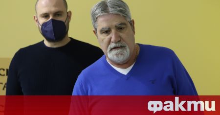 Старши треньорът на волейболния Хебър Камило Плачи обяви че ще остане