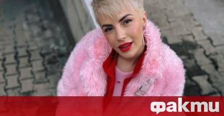 Родена е на 10 февруари 1987 г в София Още