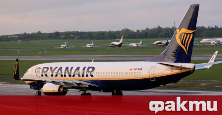 Авиокомпанията RyanAir отчете печалба за първи път от близо две