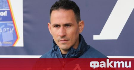 Треньорът на Левски Живко Миланов се хвана за глава тъй