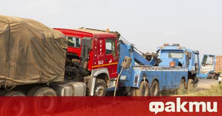 В понеделник сутринта на оживената магистрала Лагос Ибадан в нигерийския