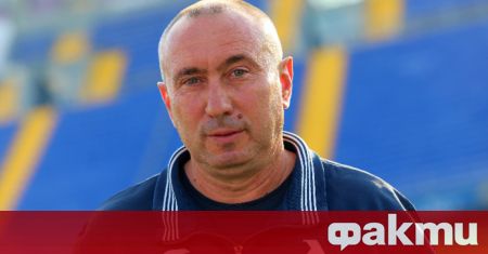 Треньорът на Левски - Станимир Стоилов, иска да подсили тима