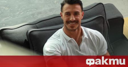 Гледате атлетичното тяло на Виктор Стоянов в Ергенът и вероятно