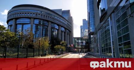 Европейският парламент отложи решението за размразяване на търговската сделка между