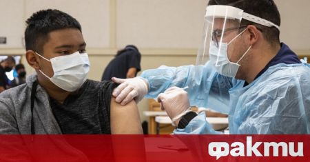 Училищните власти на окръг Лос Анджелис наредиха ваксинирането срещу COVID 19