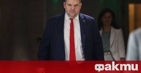 Даниел Митов твърдо не трябва да подава оставка Аз го