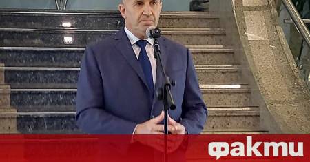 Държавният глава Румен Радев пристигна в Осака откъдето започва официалното