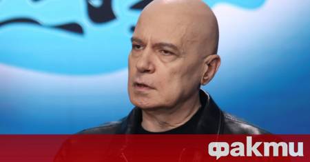 Лидерът на партия Има такъв народ Слави Трифонов критикува остро