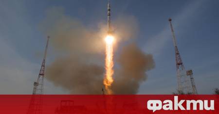 Ракета носител Протон М носеща горния блок ДМ 03 и