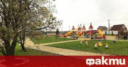 В село Лужайка в руската Ленинградска област бе открита семейна