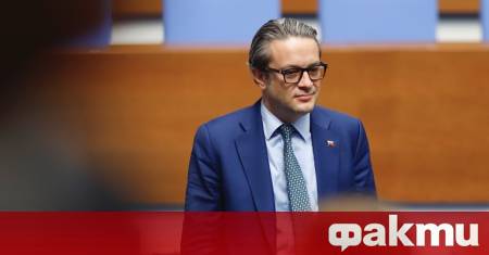 Позицията на президента е по лицемерна от тази на Възраждане