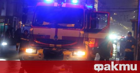 Разследват се причините за големия пожар в Перник който снощи