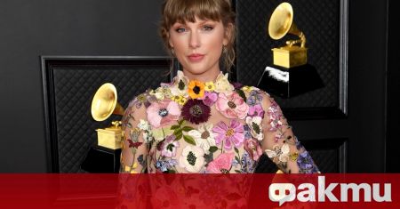 32 годишната певица и автор на песни Тейлър Суифт беше забелязана