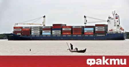 Много кораби за насипни товари в световния търговски флот са