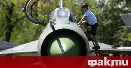 Трима от легендарните пилоти на България празнуваха рождените си дни