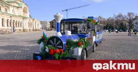 Българският пилот Никола Цолов изненада приятно желаещите да се повозят